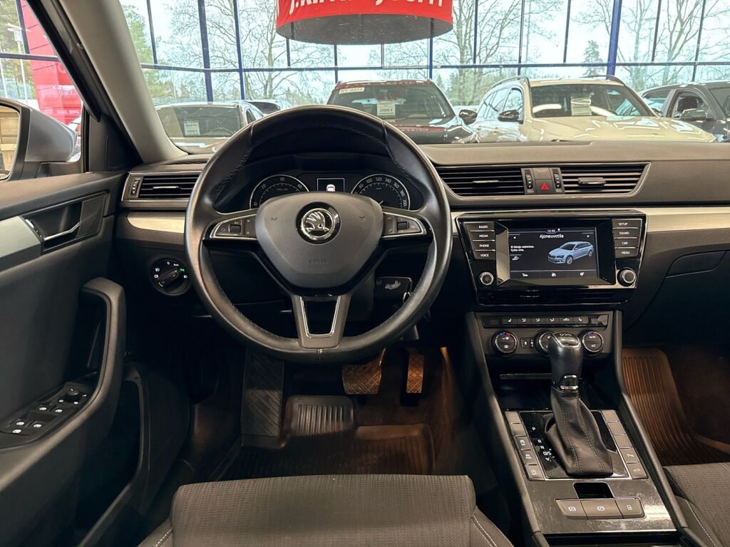 Skoda Superb 2016 Harmaa