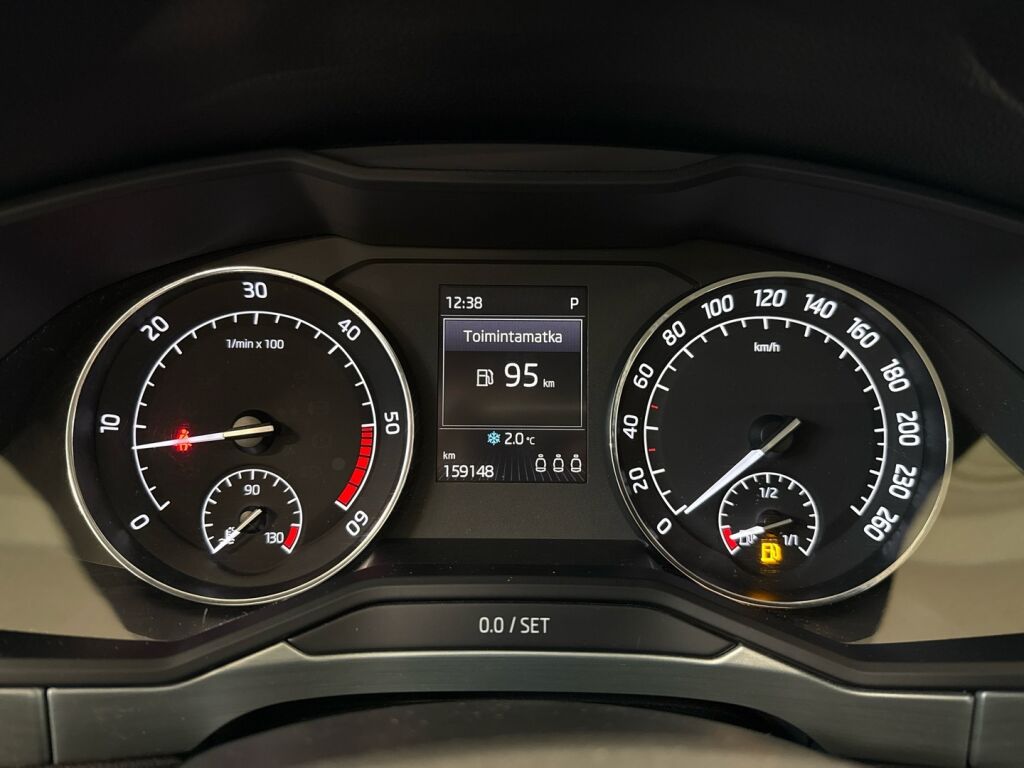 Skoda Superb 2016 Harmaa