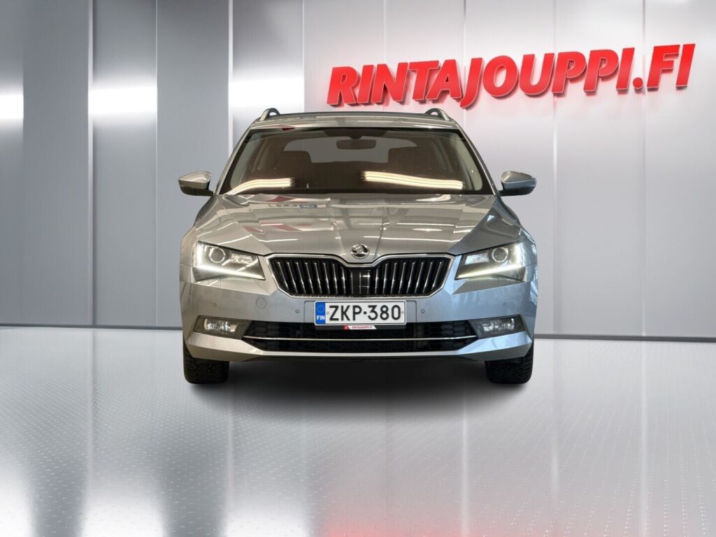 Skoda Superb 2016 Harmaa