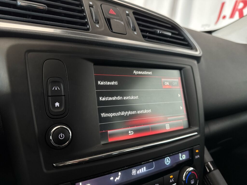 Renault Kadjar 2016 Ruskea (beige)