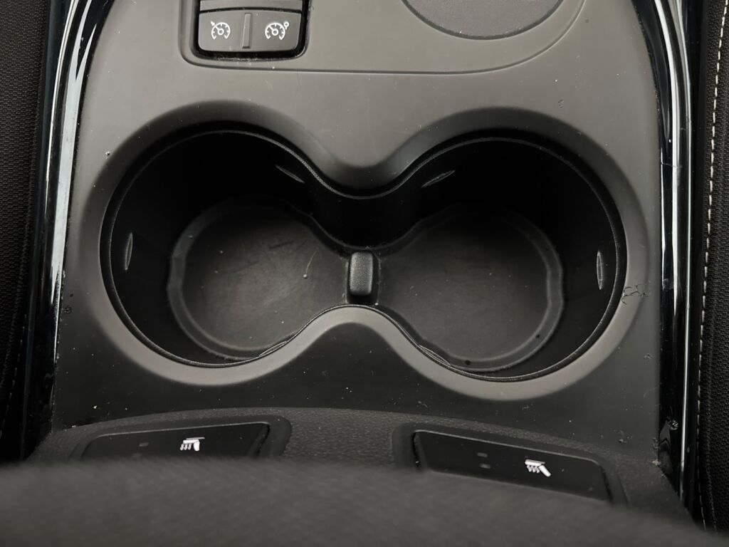 Renault Kadjar 2016 Ruskea (beige)