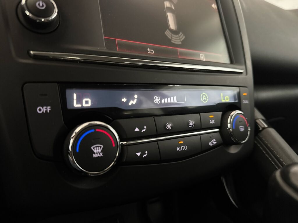 Renault Kadjar 2016 Ruskea (beige)