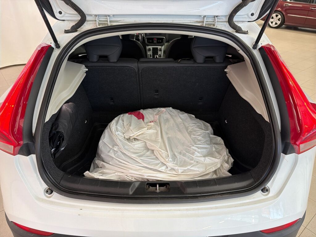 Volvo V40 Cross Country 2016 Valkoinen