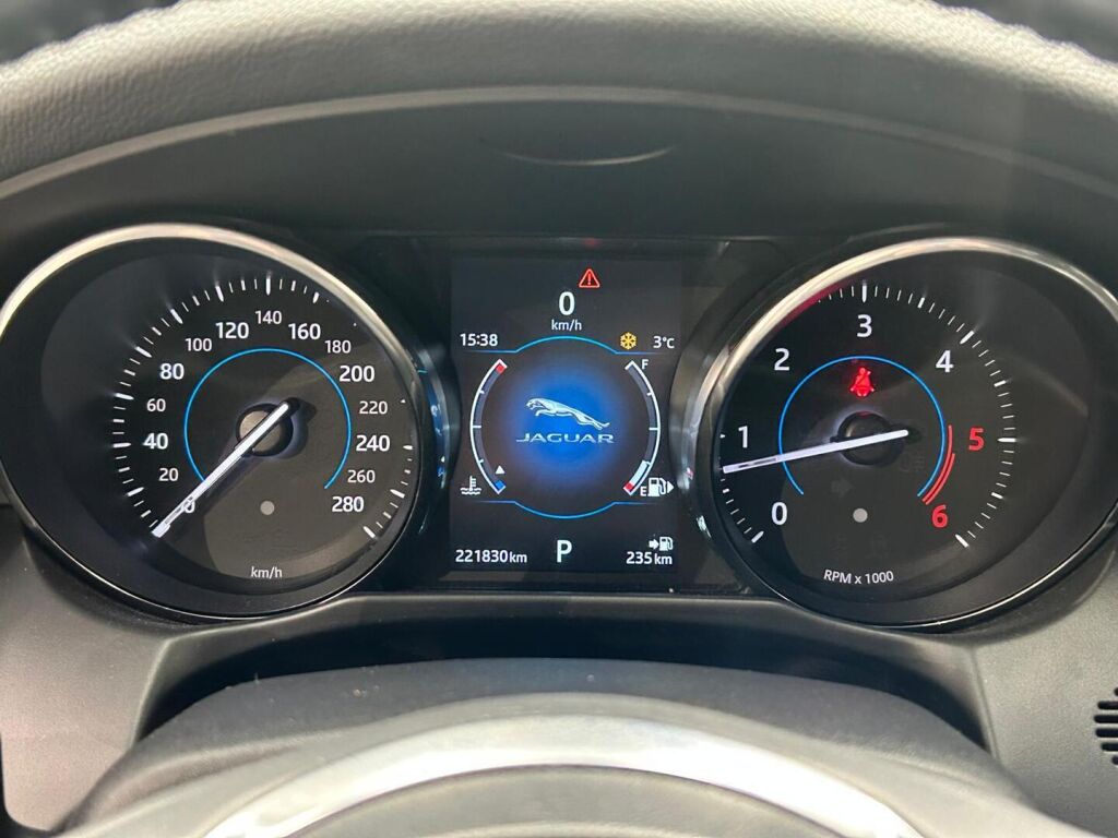 Jaguar XF 2016 Valkoinen