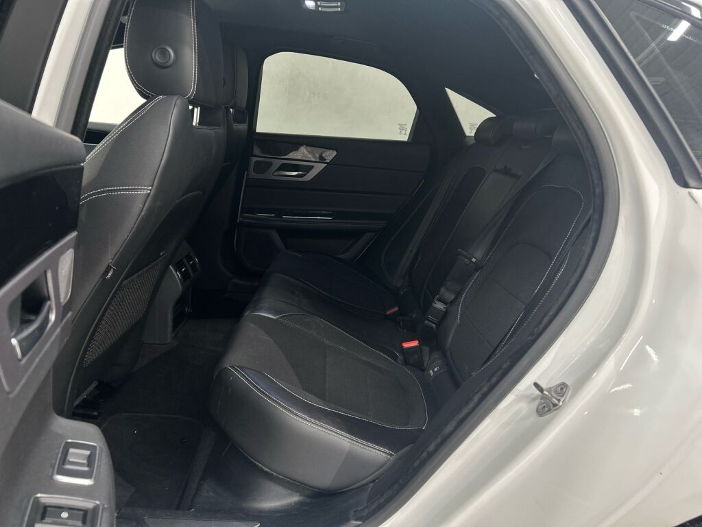 Jaguar XF 2016 Valkoinen