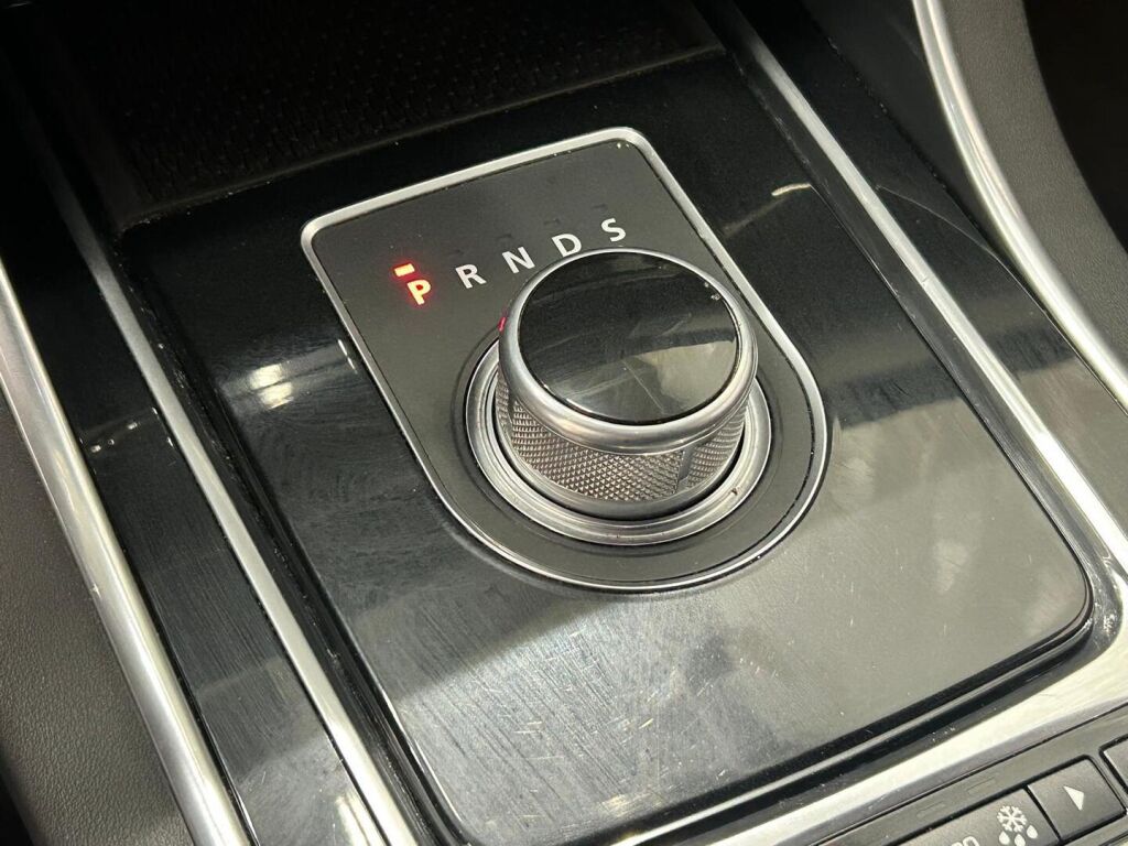 Jaguar XF 2016 Valkoinen