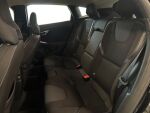 Volvo V40 2016 Musta