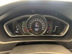 Volvo V40 2016 Musta