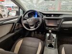 Toyota Avensis 2015 Ruskea (beige)
