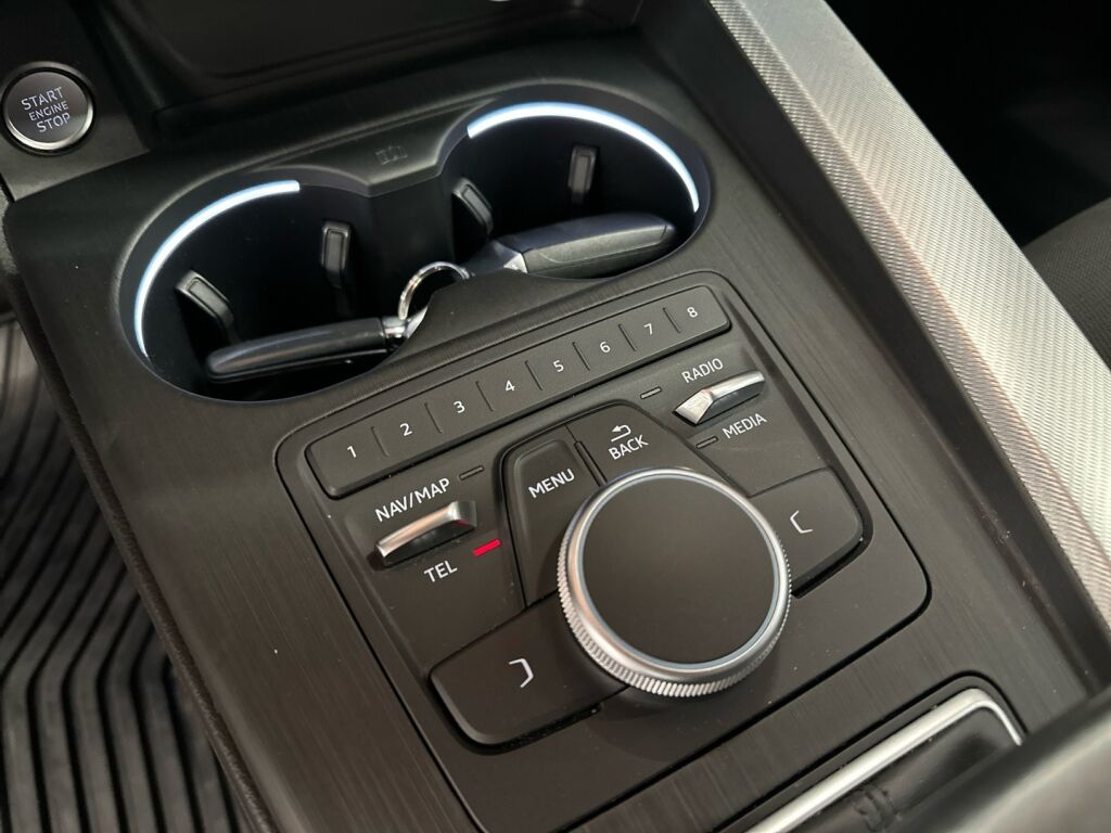 Audi A4 2016 Valkoinen