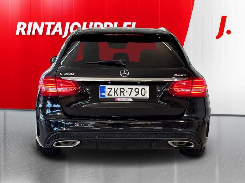 Mercedes-Benz C 2016 Musta