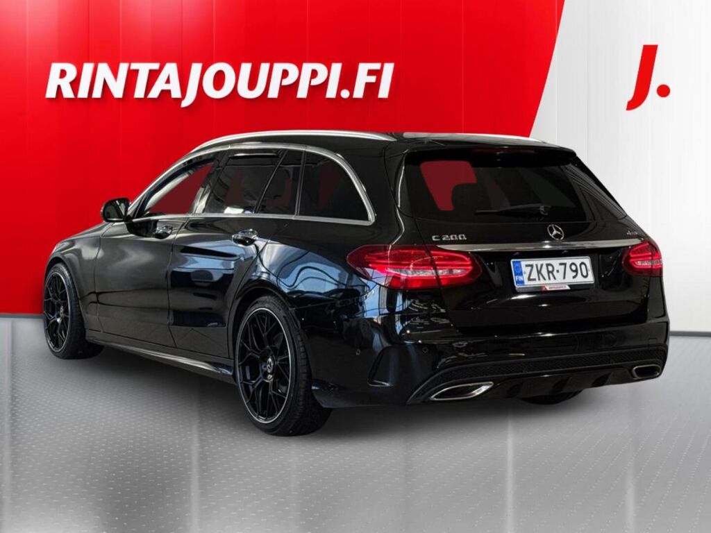 Mercedes-Benz C 2016 Musta