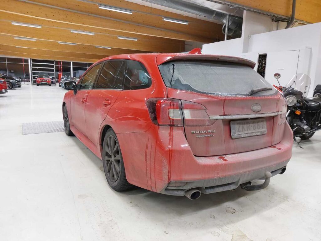 Subaru Levorg 2016 Punainen