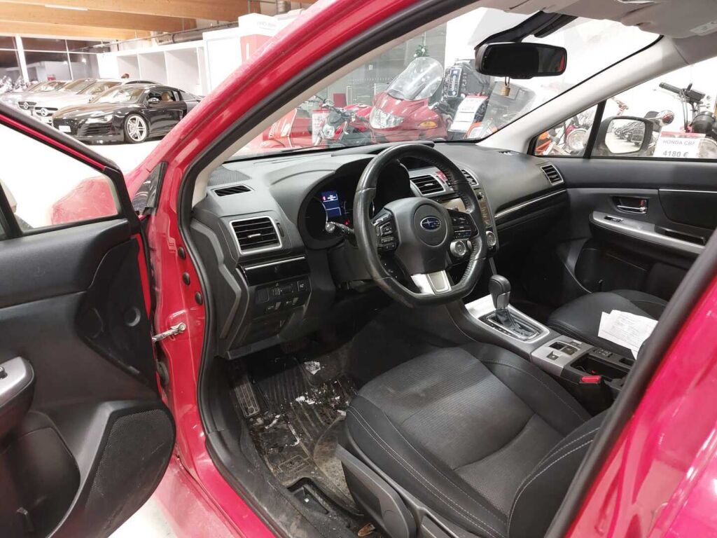 Subaru Levorg 2016 Punainen