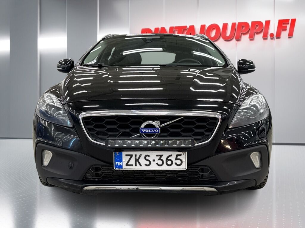 Volvo V40 Cross Country 2015 Musta