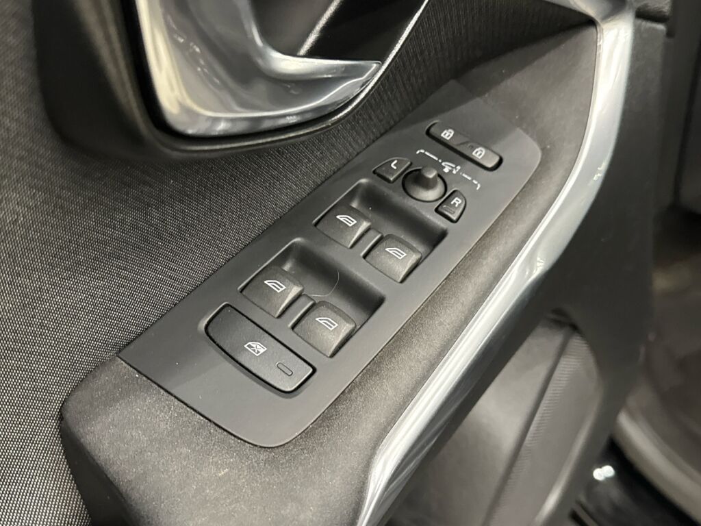 Volvo V40 Cross Country 2015 Musta