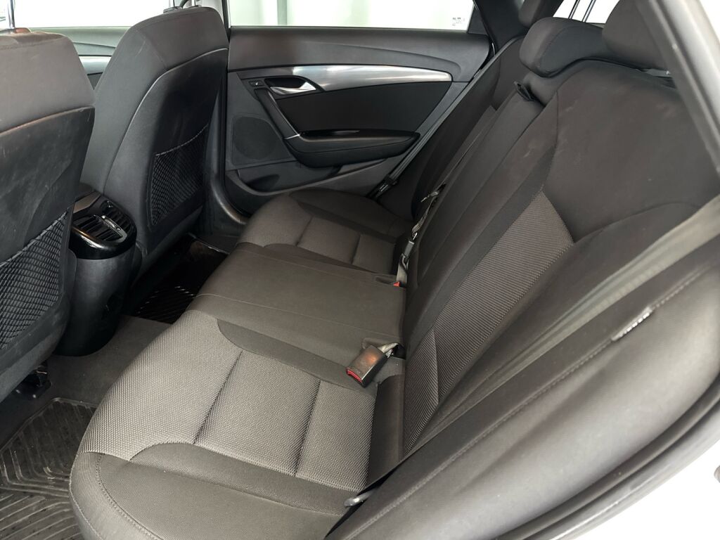 Hyundai i40 Wagon 2016 Valkoinen