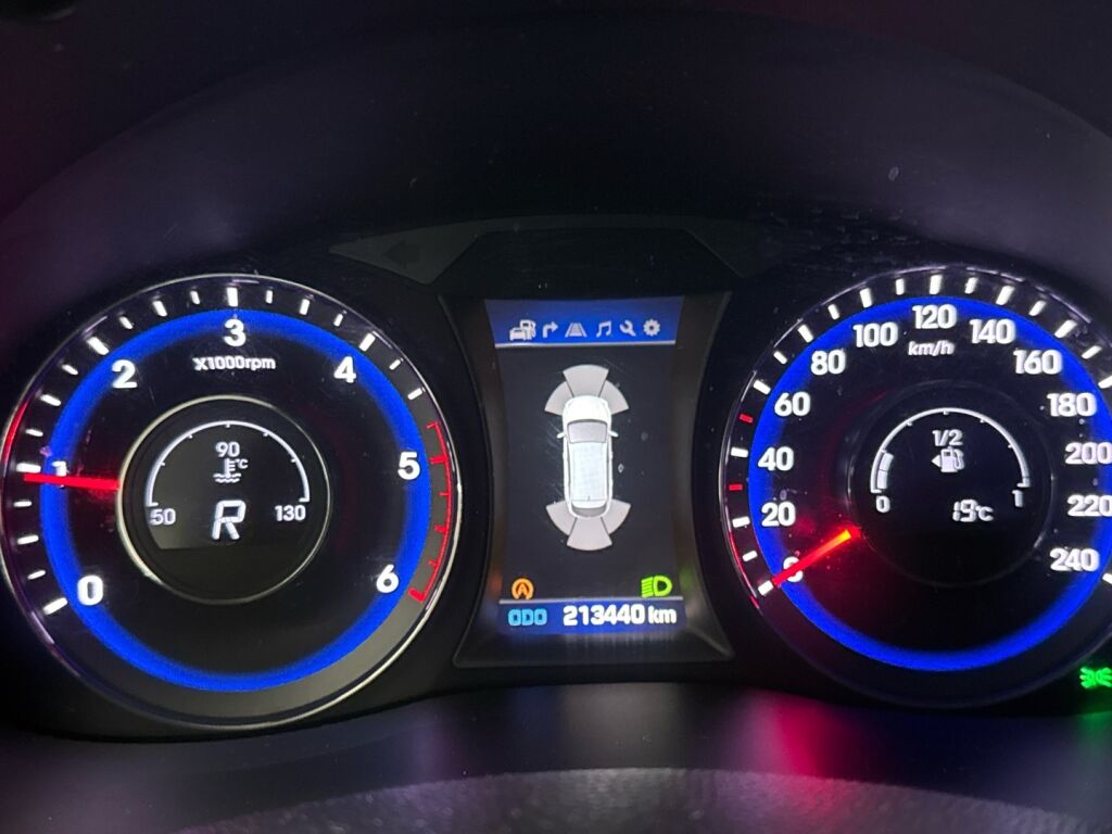 Hyundai i40 Wagon 2016 Valkoinen