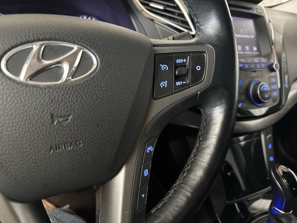 Hyundai i40 Wagon 2016 Valkoinen