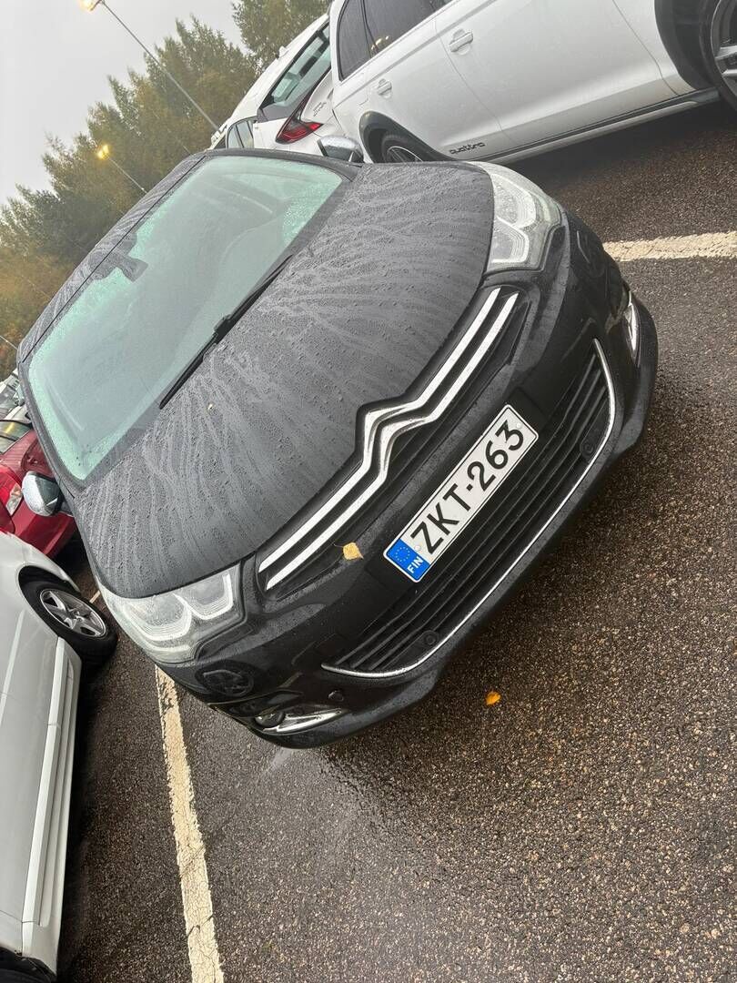 Citroen C4 2016 Musta