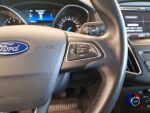 Ford Focus 2016 Punainen