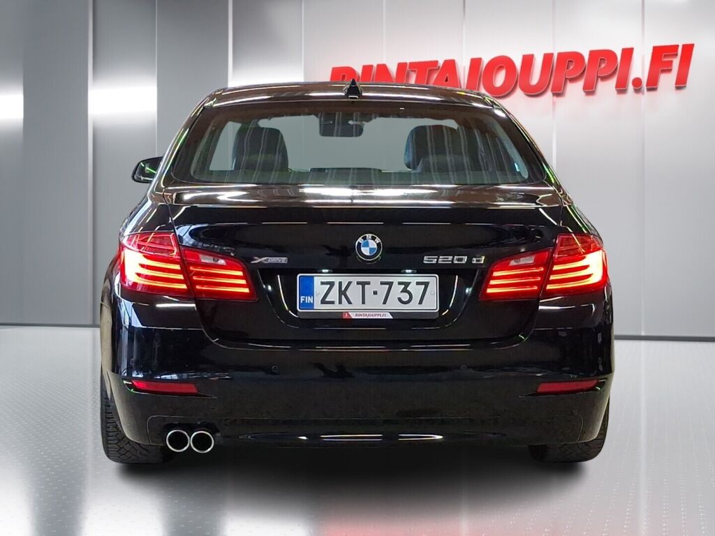BMW 520 2016 Musta