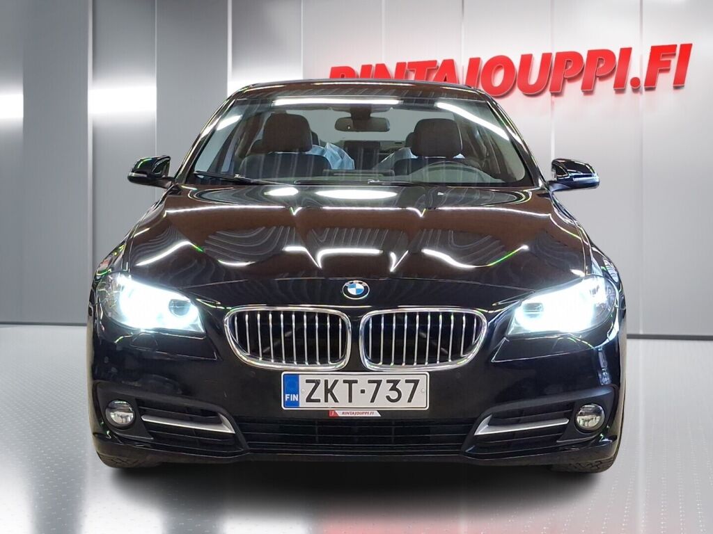 BMW 520 2016 Musta