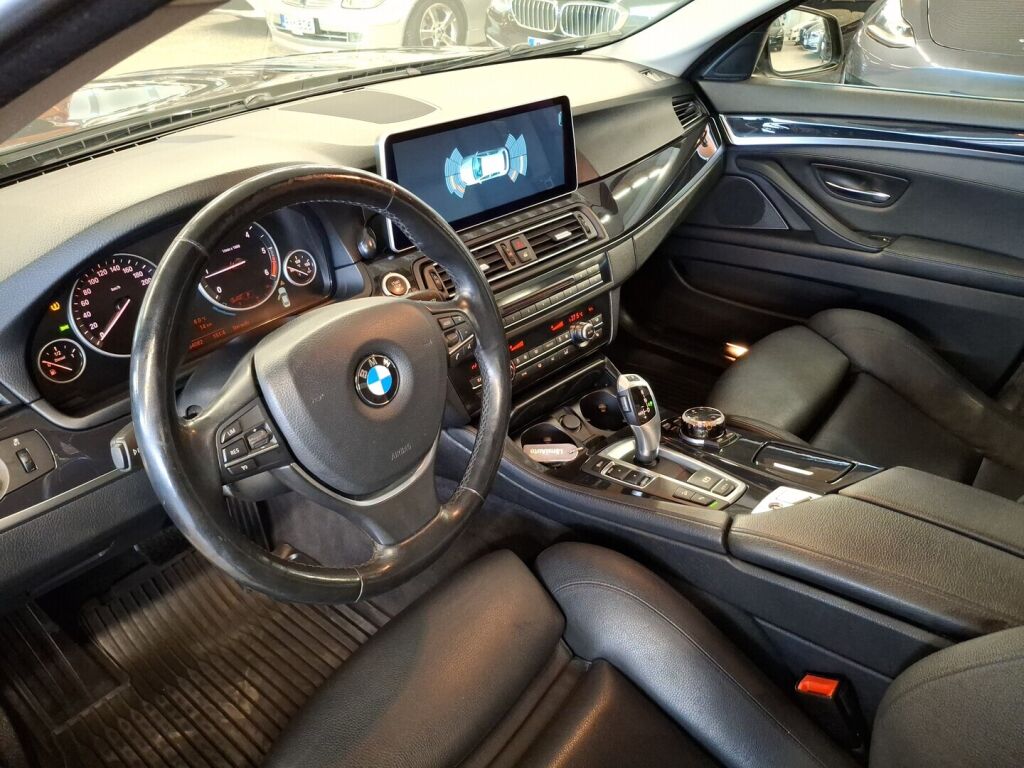 BMW 520 2016 Musta