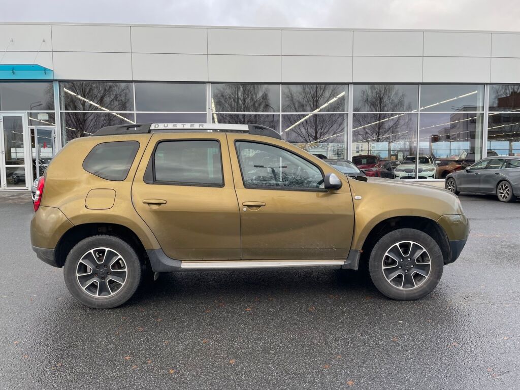 Dacia Duster 2015 Vihreä