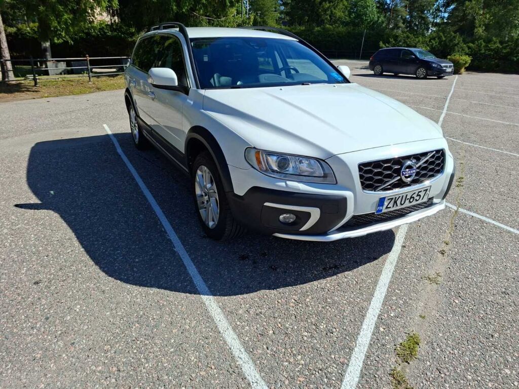 Volvo XC70 2015 Valkoinen