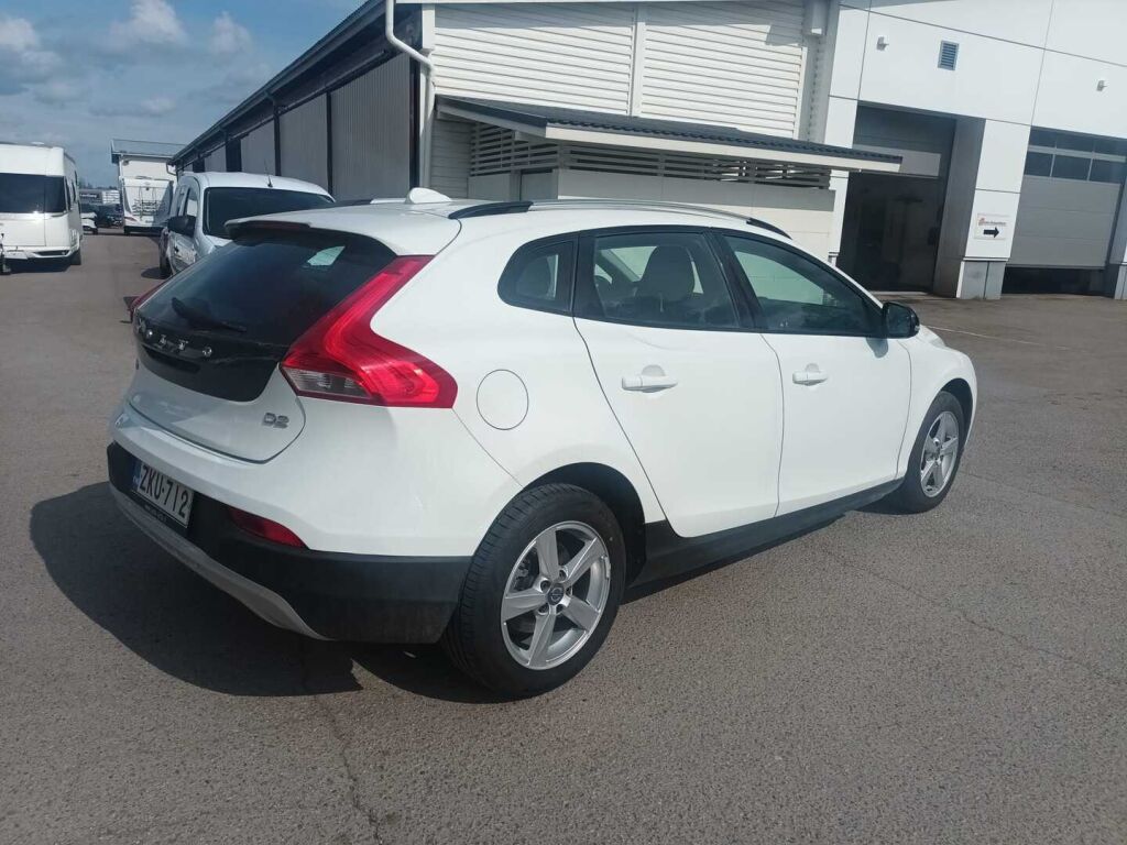 Volvo V40 Cross Country 2016 Valkoinen