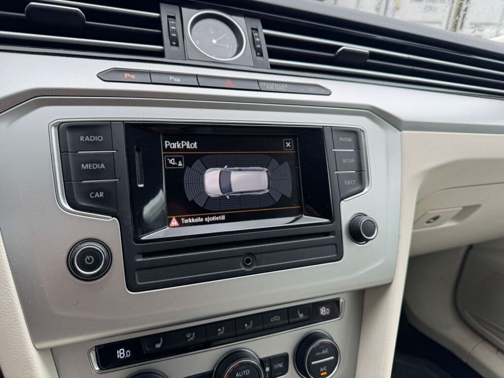 Volkswagen Passat 2016 Harmaa