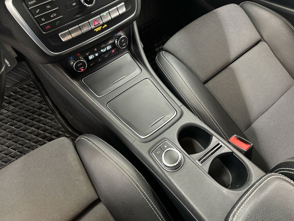 Mercedes-Benz A 2016 Valkoinen