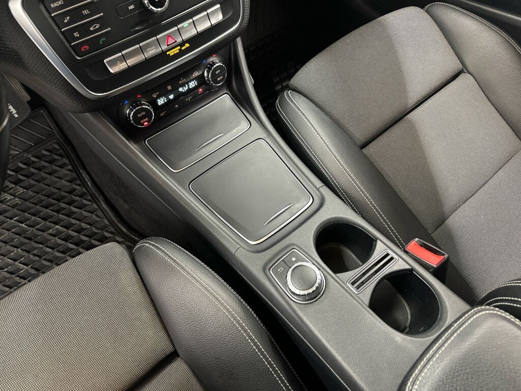 Mercedes-Benz A 2016 Valkoinen