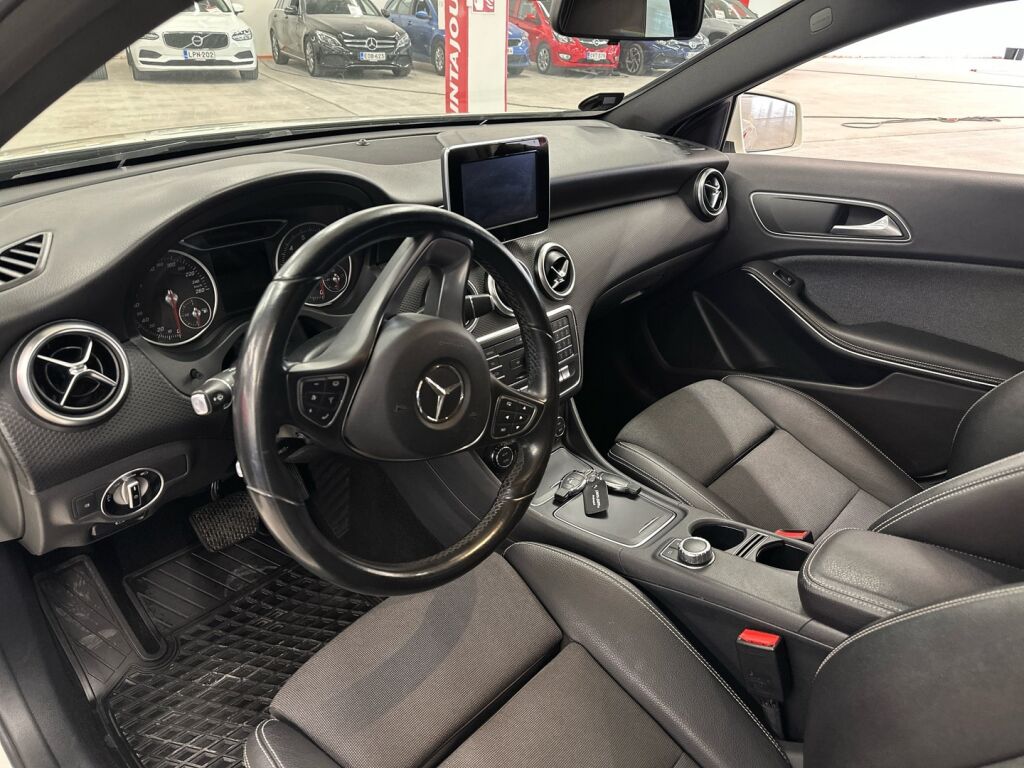 Mercedes-Benz A 2016 Valkoinen