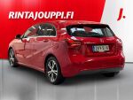 Mercedes-Benz A 2016 Punainen