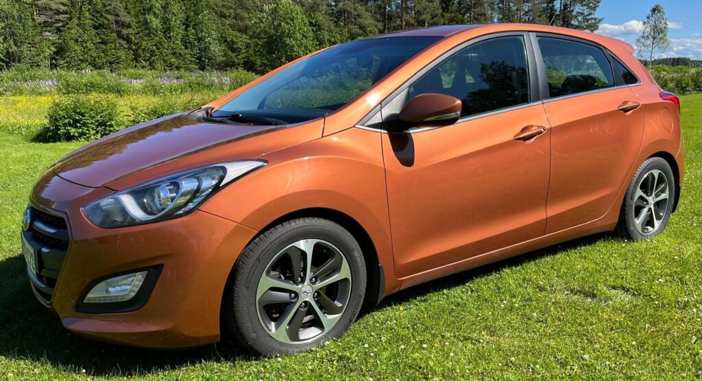 Hyundai i30 5d 2017 Oranssi