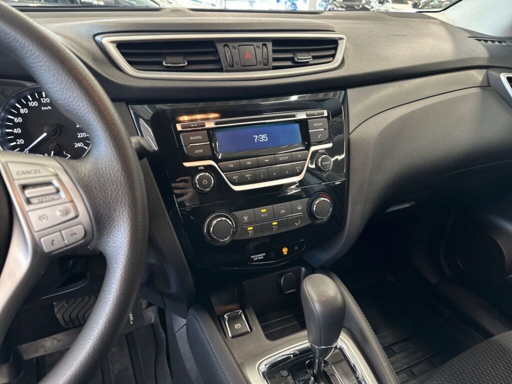 Nissan Qashqai 2016 Harmaa