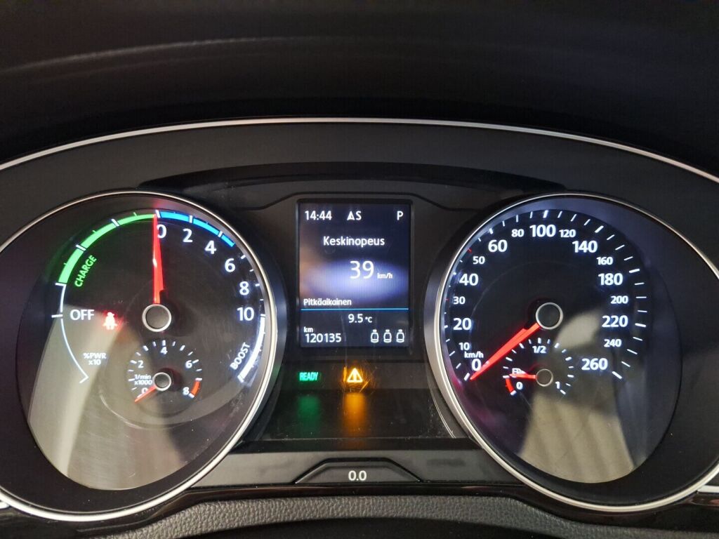 Volkswagen Passat 2017 Harmaa