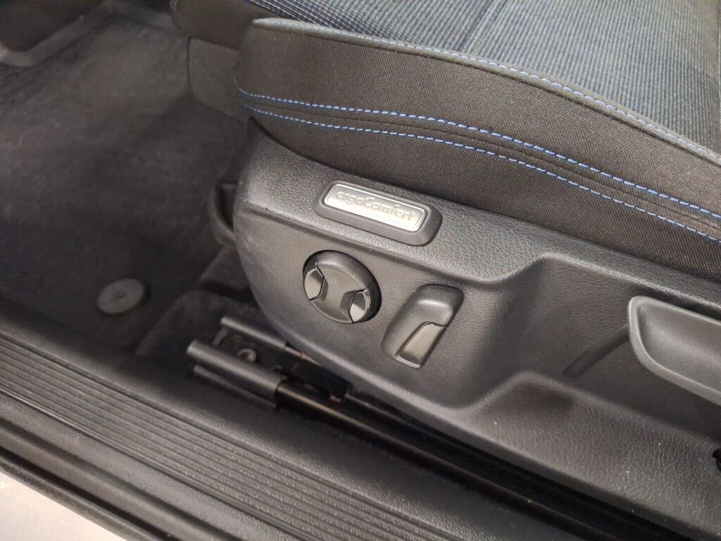 Volkswagen Passat 2017 Harmaa