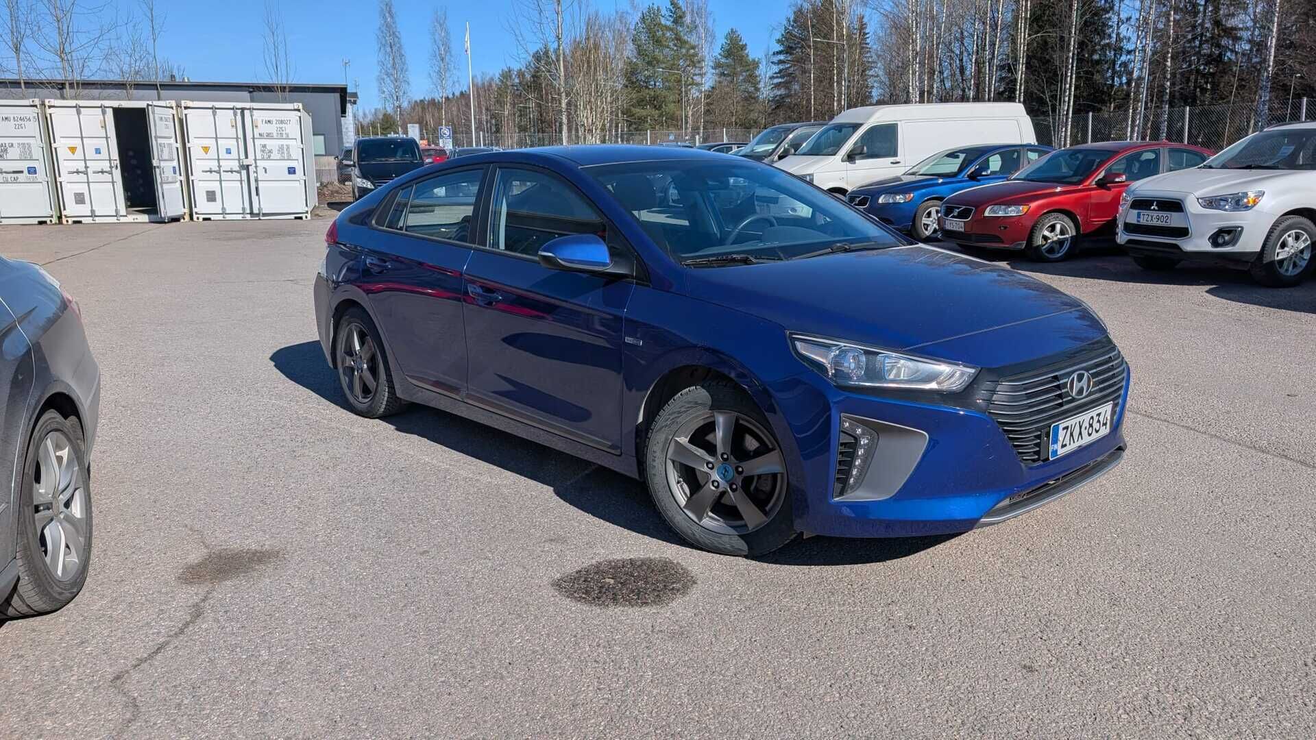Hyundai IONIQ plug-in