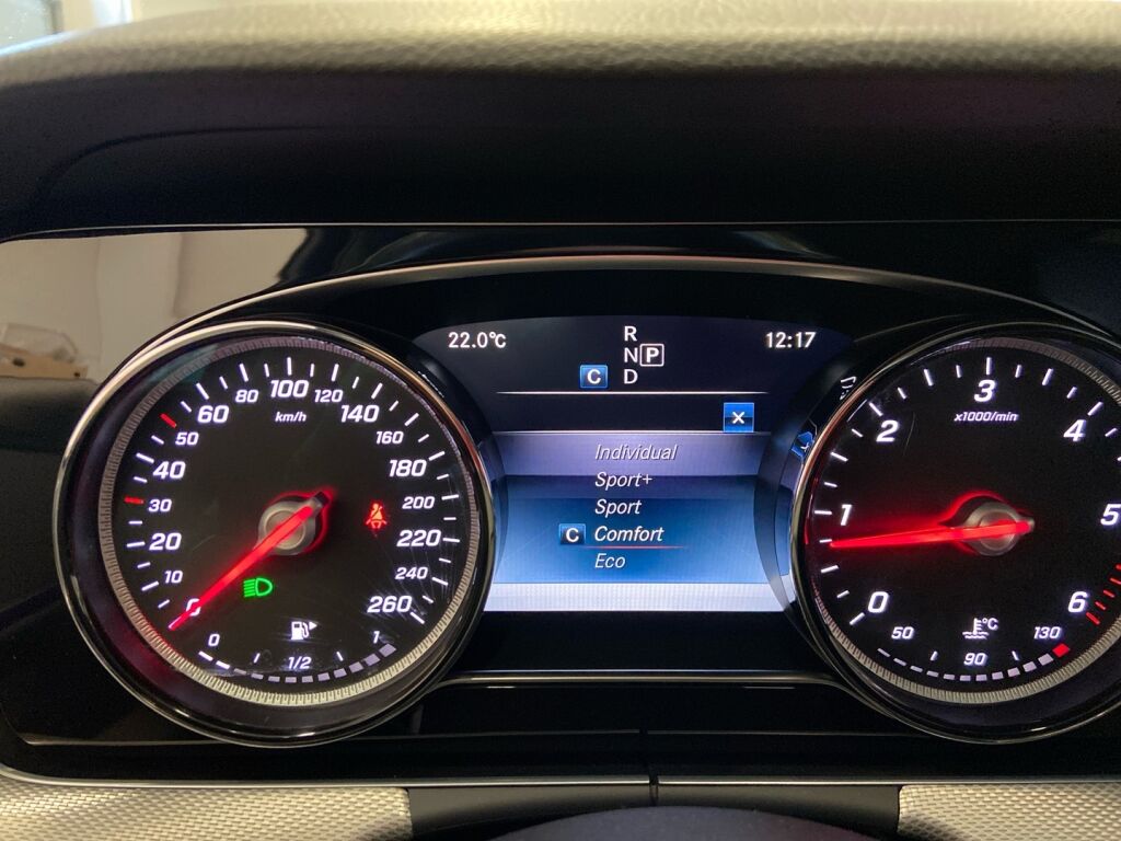 Mercedes-Benz E 2018 Musta