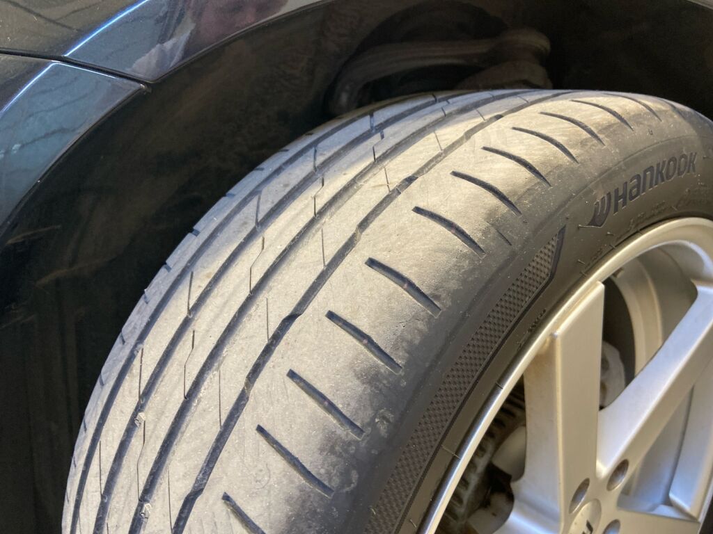 Mercedes-Benz E 2018 Musta