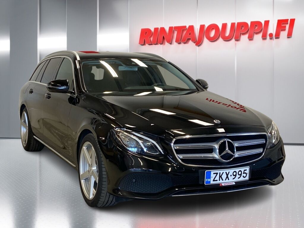 Mercedes-Benz E 2018 Musta