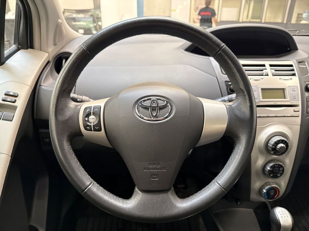 Toyota Yaris 2008 Hopea