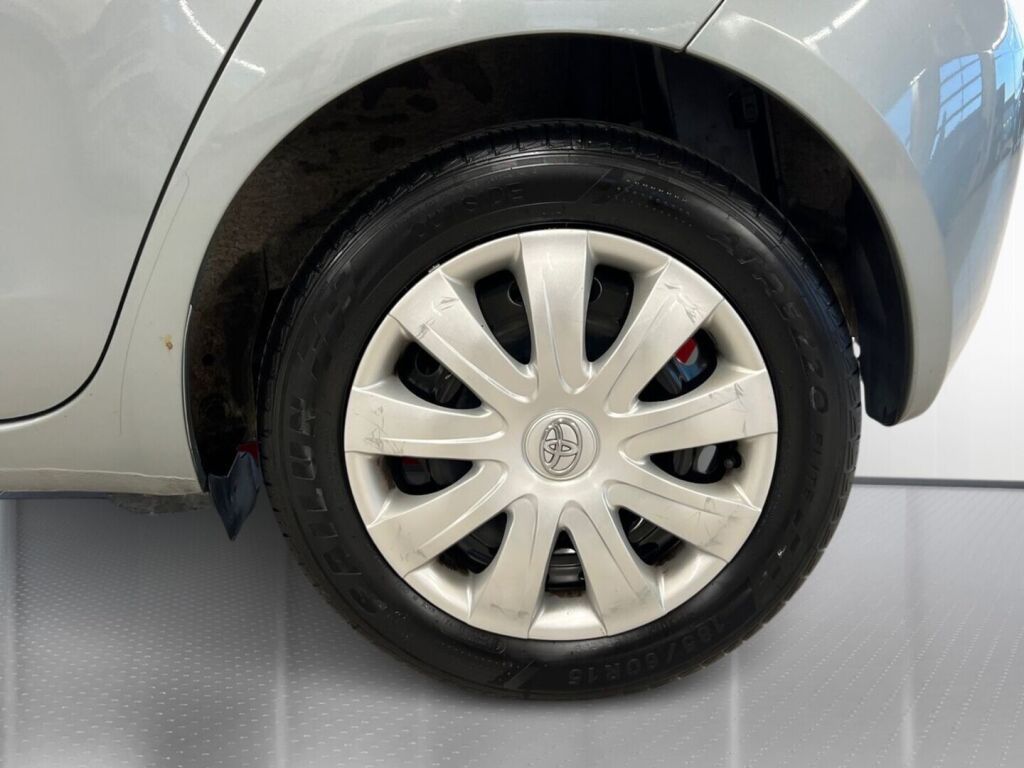 Toyota Yaris 2008 Hopea
