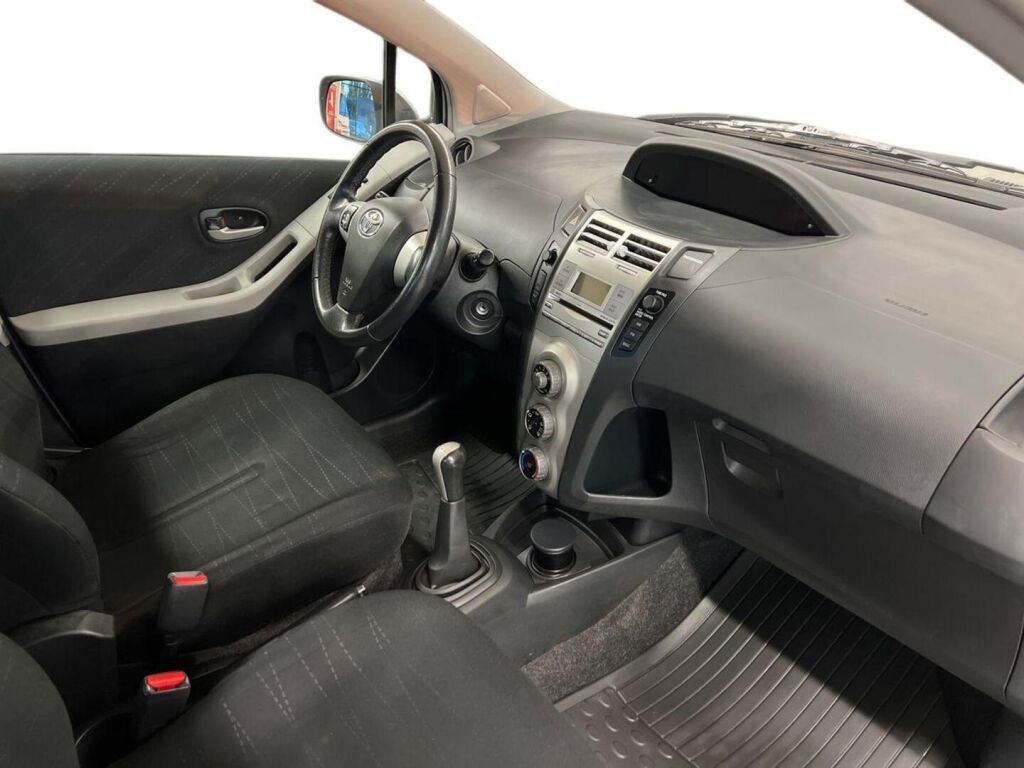 Toyota Yaris 2008 Hopea