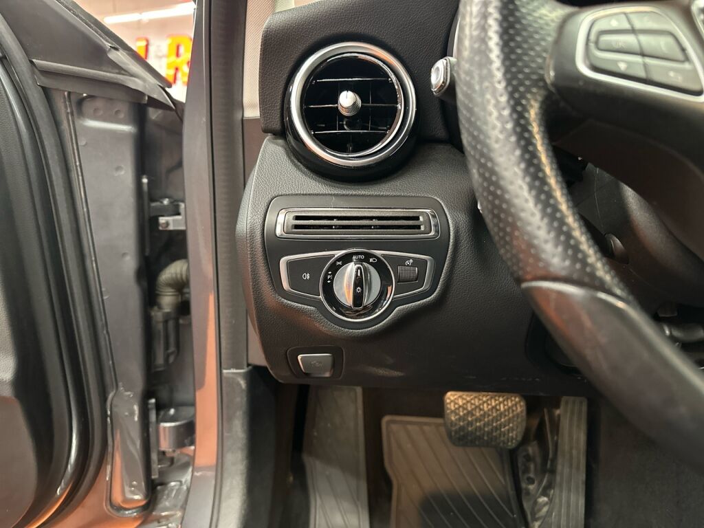 Mercedes-Benz C 2016 Harmaa