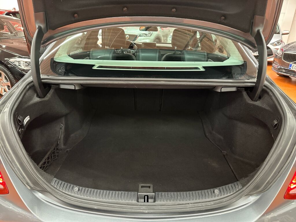 Mercedes-Benz C 2016 Harmaa