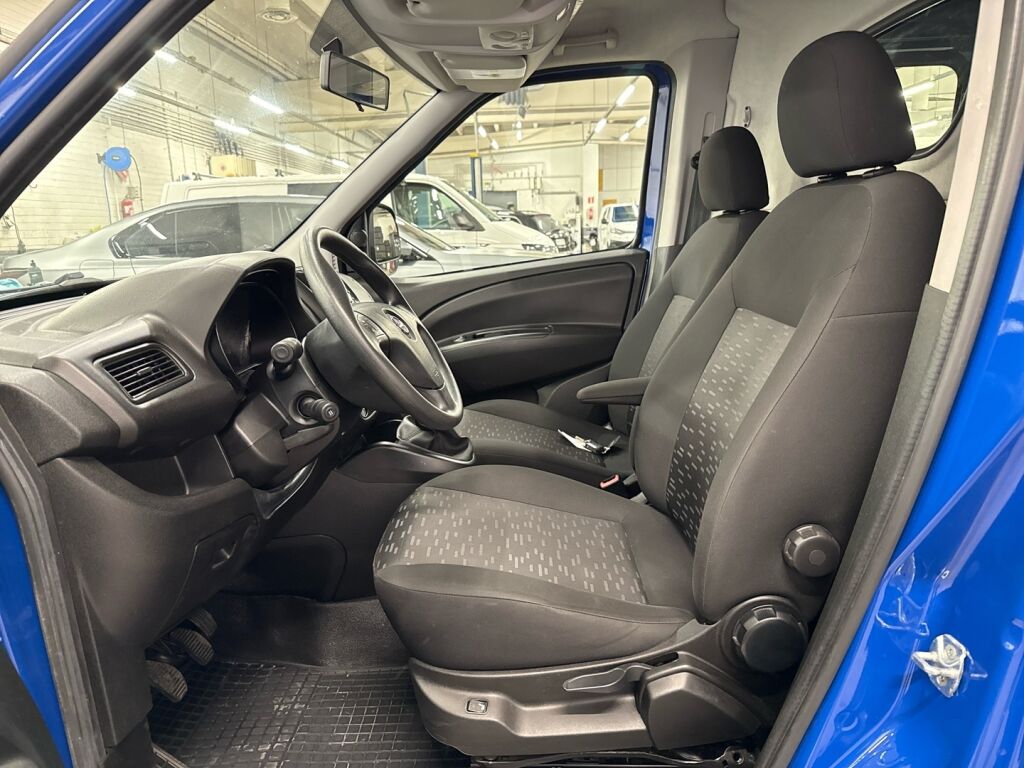 Opel Combo 2017 Sininen